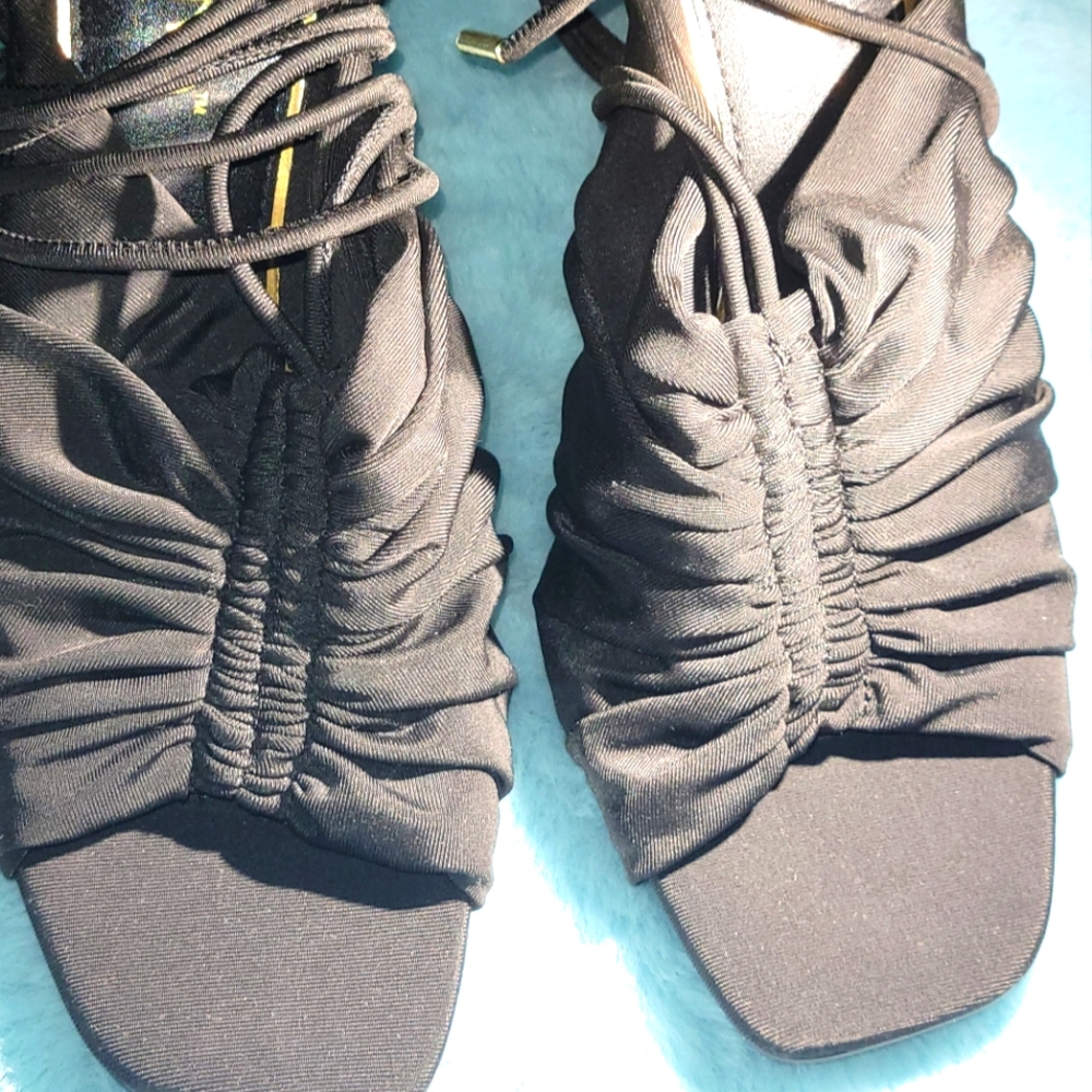 Black wrap around the legs high heels
